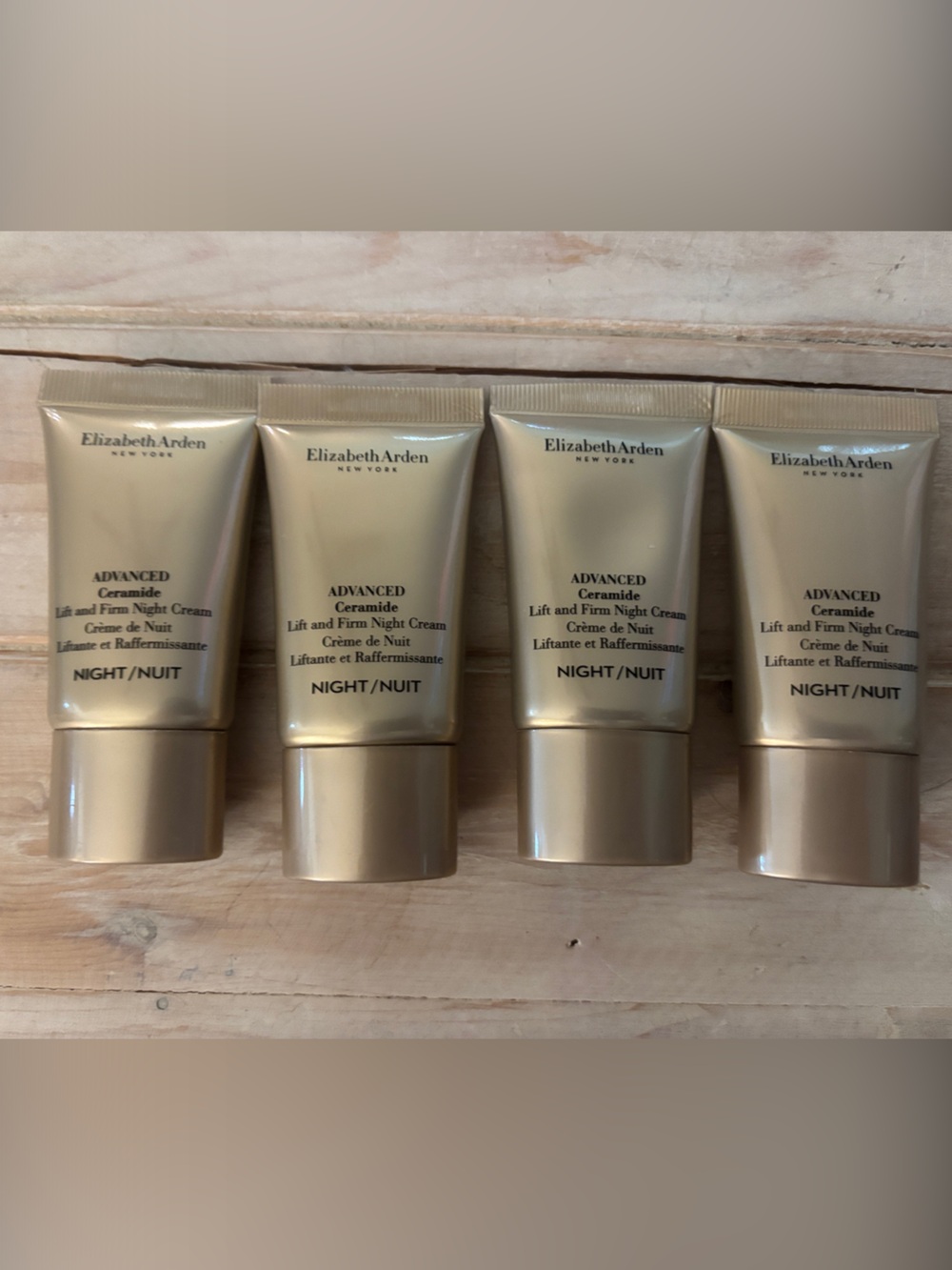 Elizabeth Arden lift and firm Night Cream (676)set of 4